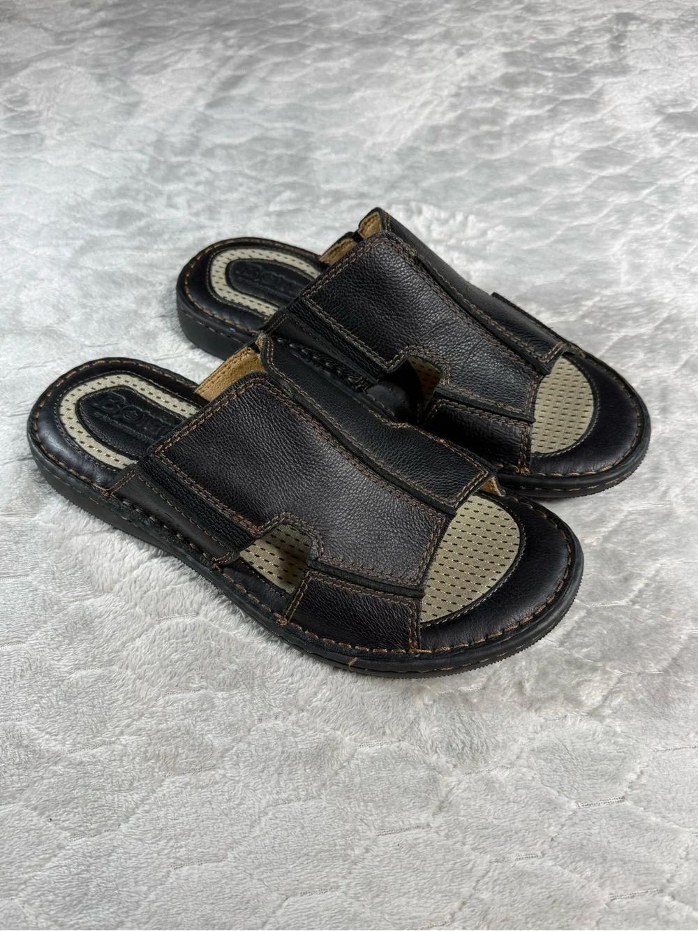 Born Men’s Leather Comfort Slide Sandals Black Adjustable Size 9M NWOB